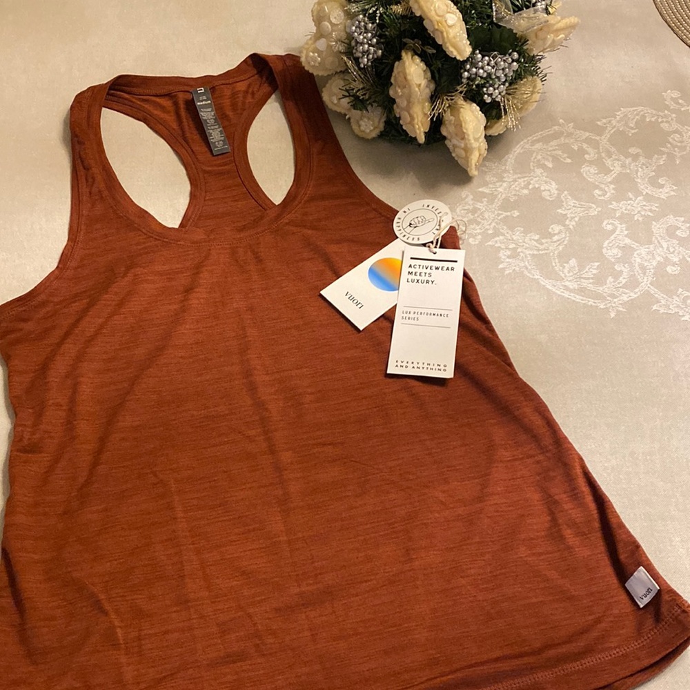 Vuori Spice Heather Lux Performance Tank NWT